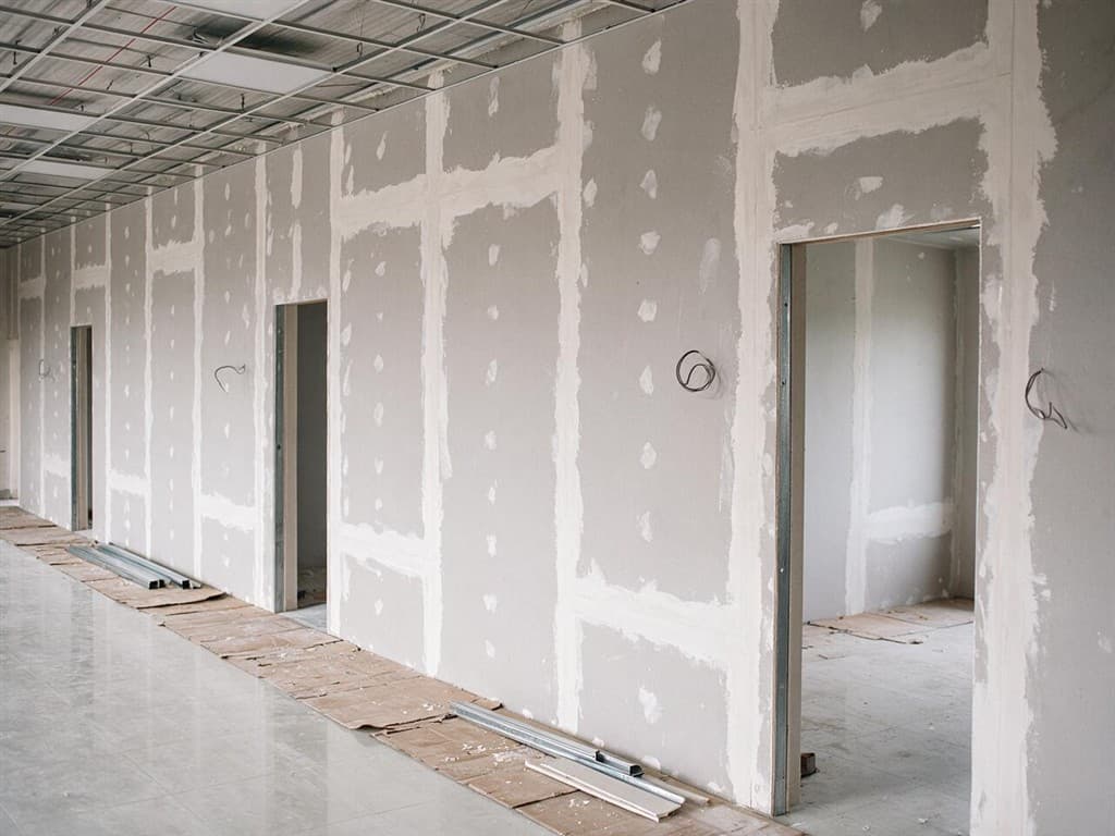 Detalle de instalación de pladur de Kerat en Ourense