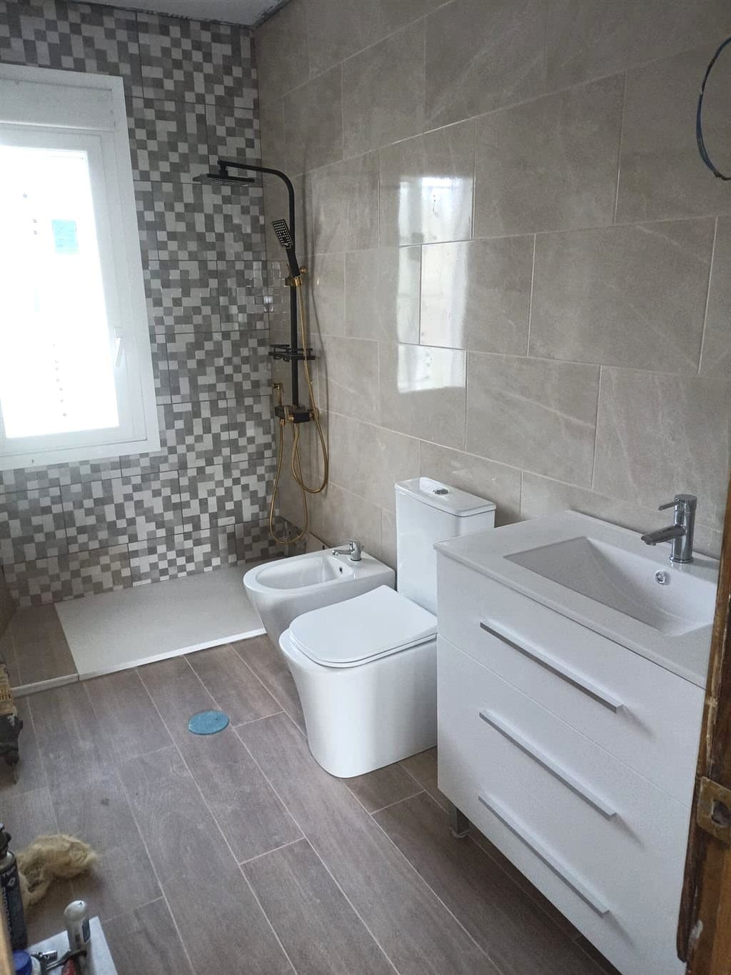 Obra de reformas de Kerat en Ourense